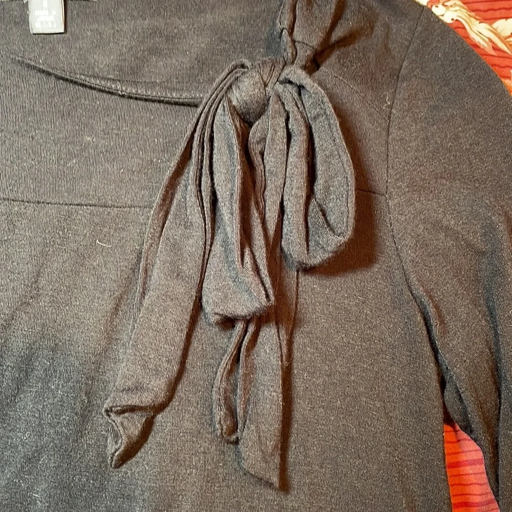 Fun top! - Picture 3 of 6